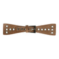 Kilt buckle with eyelets