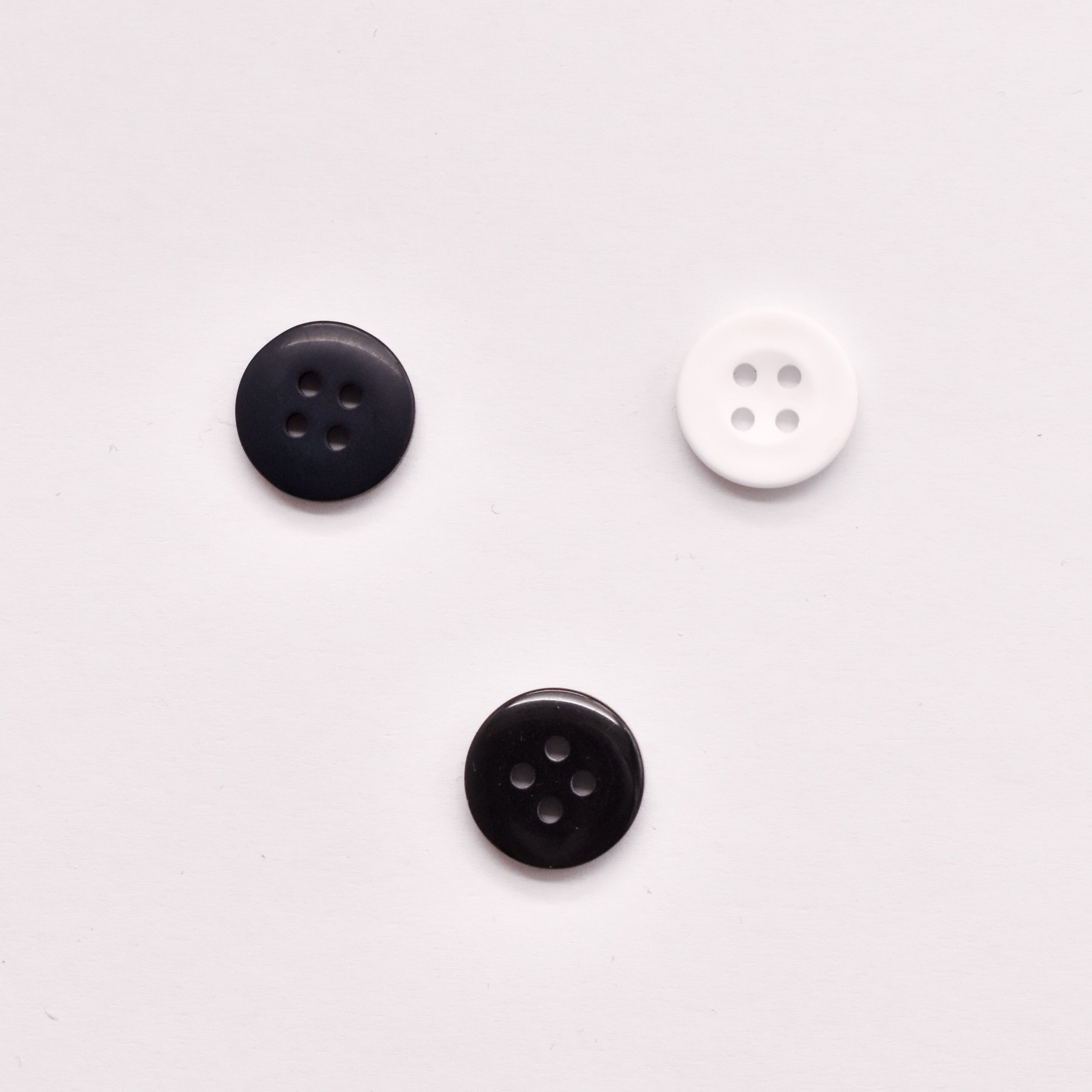 Button polyester