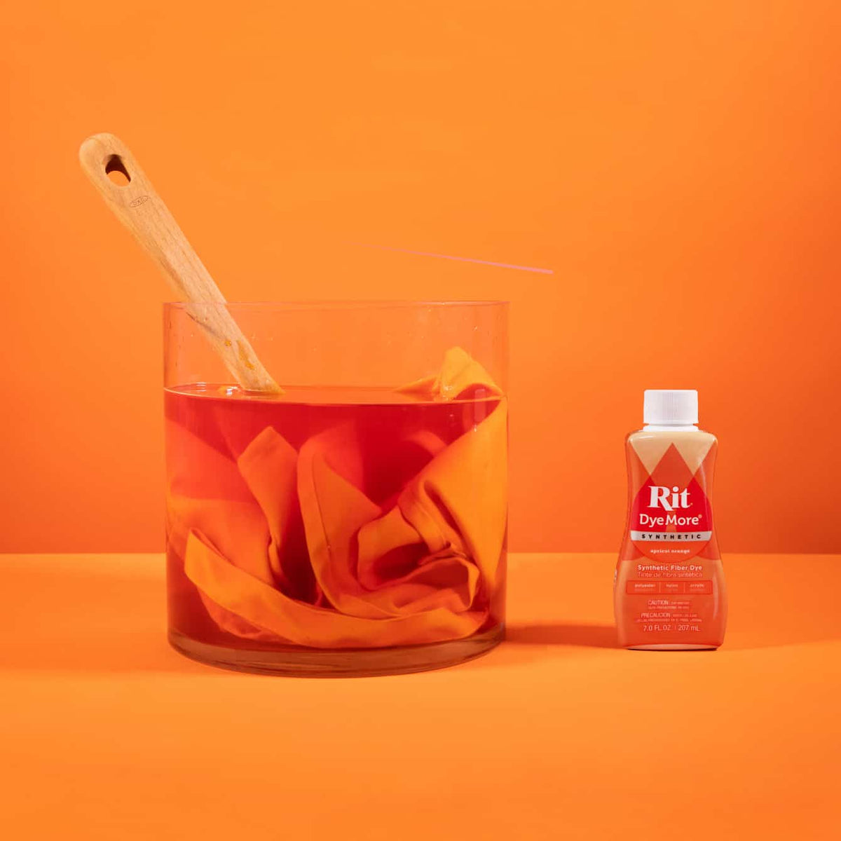 Rit DyeMore for Synthetics - Apricot Orange - Knappnålen
