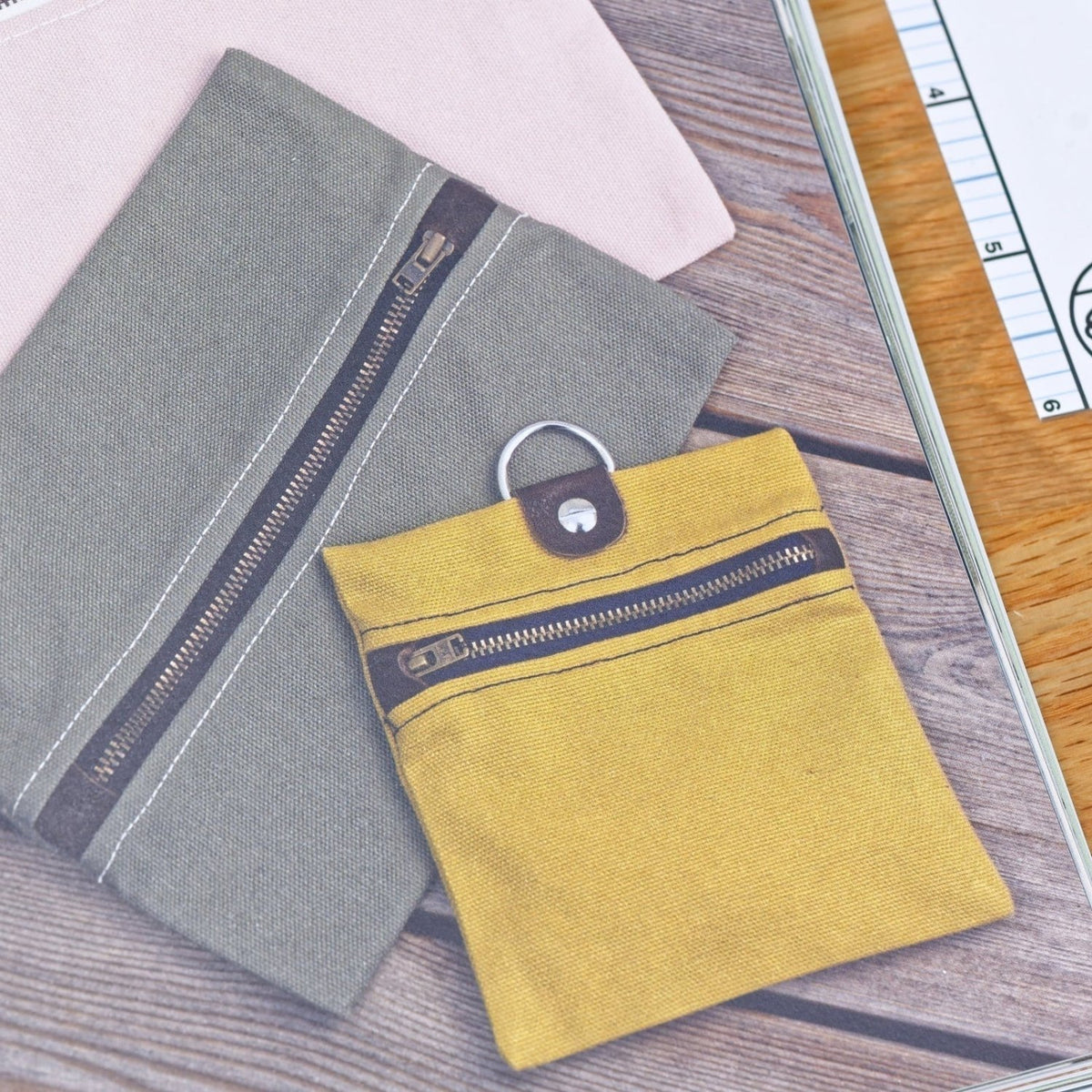 Sewing with Heavy Duty Fabrics - Knappnålen